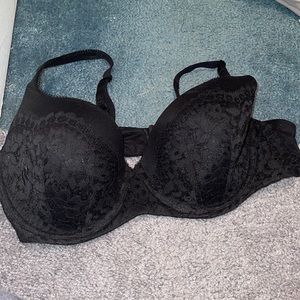 VS BLACK LACE BRA